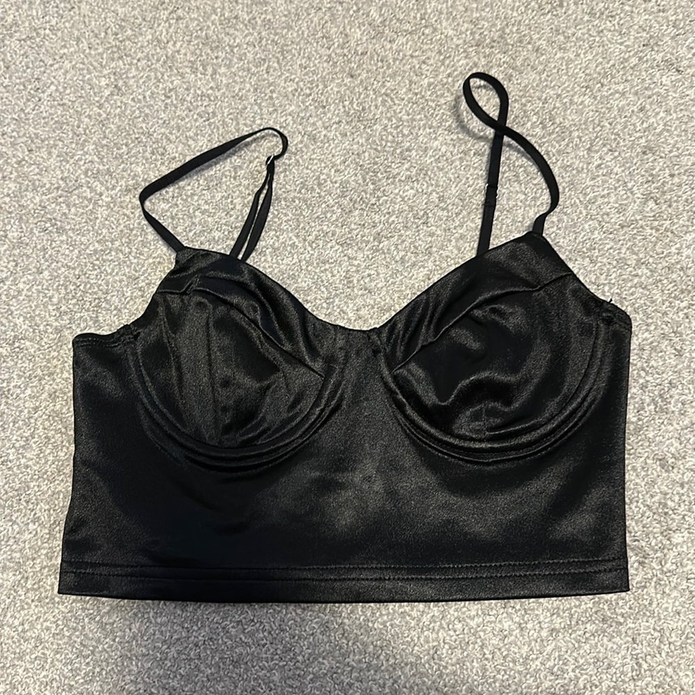 Black Adika cropped tank top size small